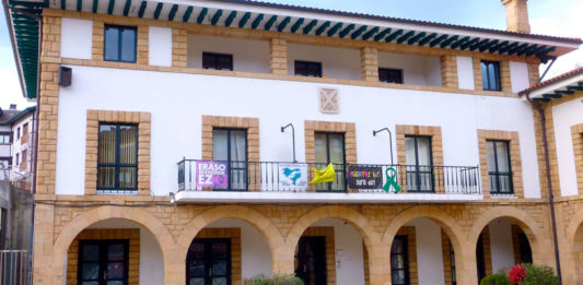 El escándalo de las participaciones de Igorre se enquista: 286 papeletas pendientes y un auto de más de 1.000 folios