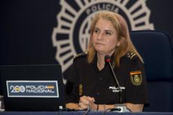 POLICIA NACIONAL SALON MADRID baja 088